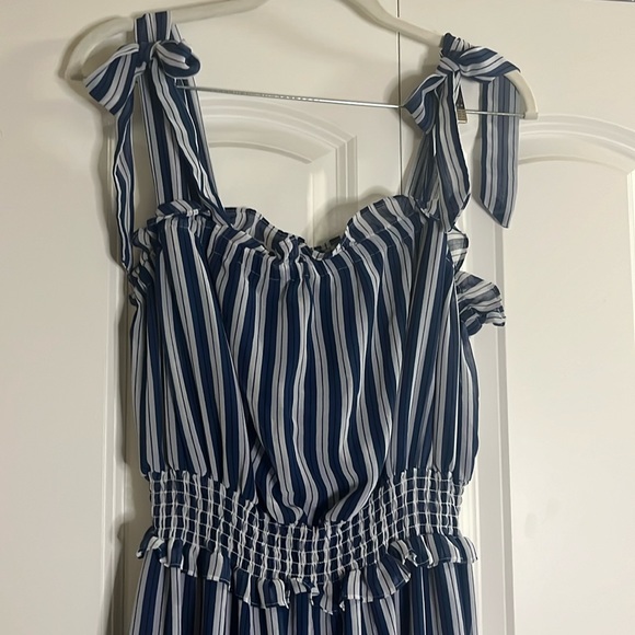 Who What Wear Women’s Striped Maxi Dress Size Large - Picture 3 of 9